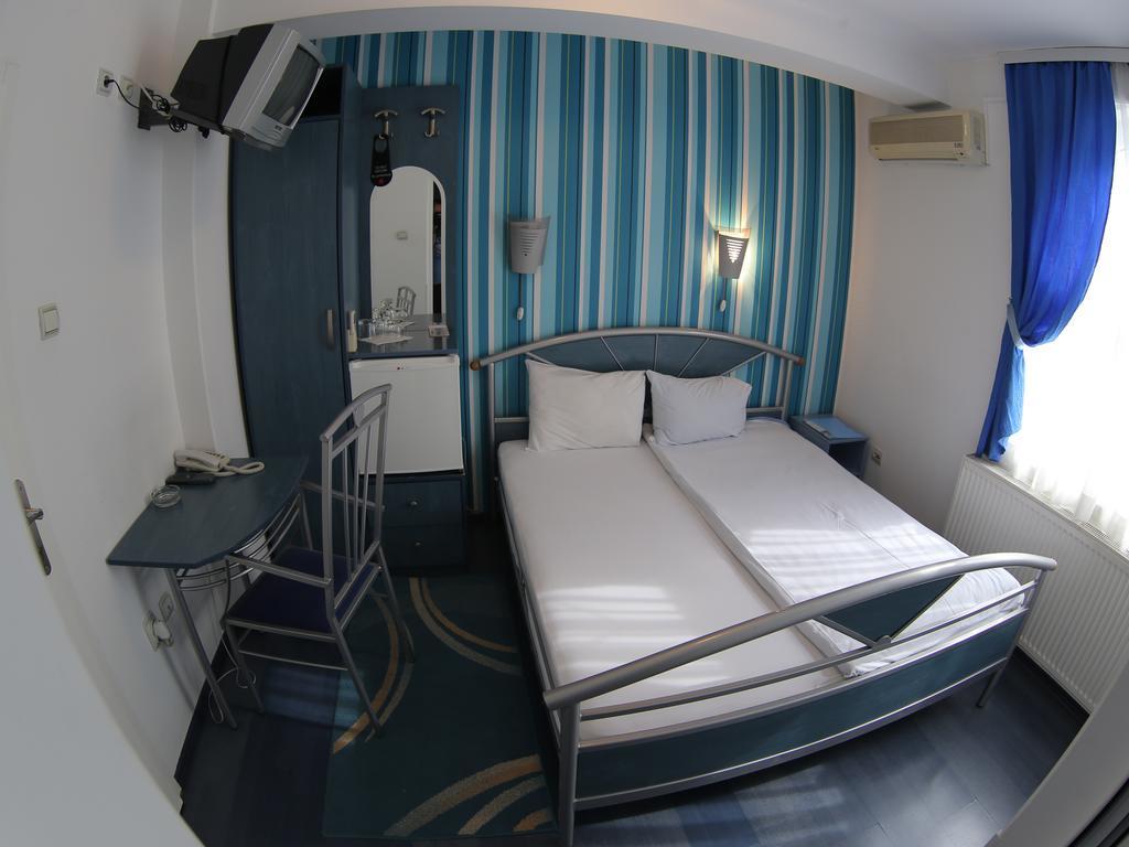 Hotel Zeneva Kragujevac Ruang foto