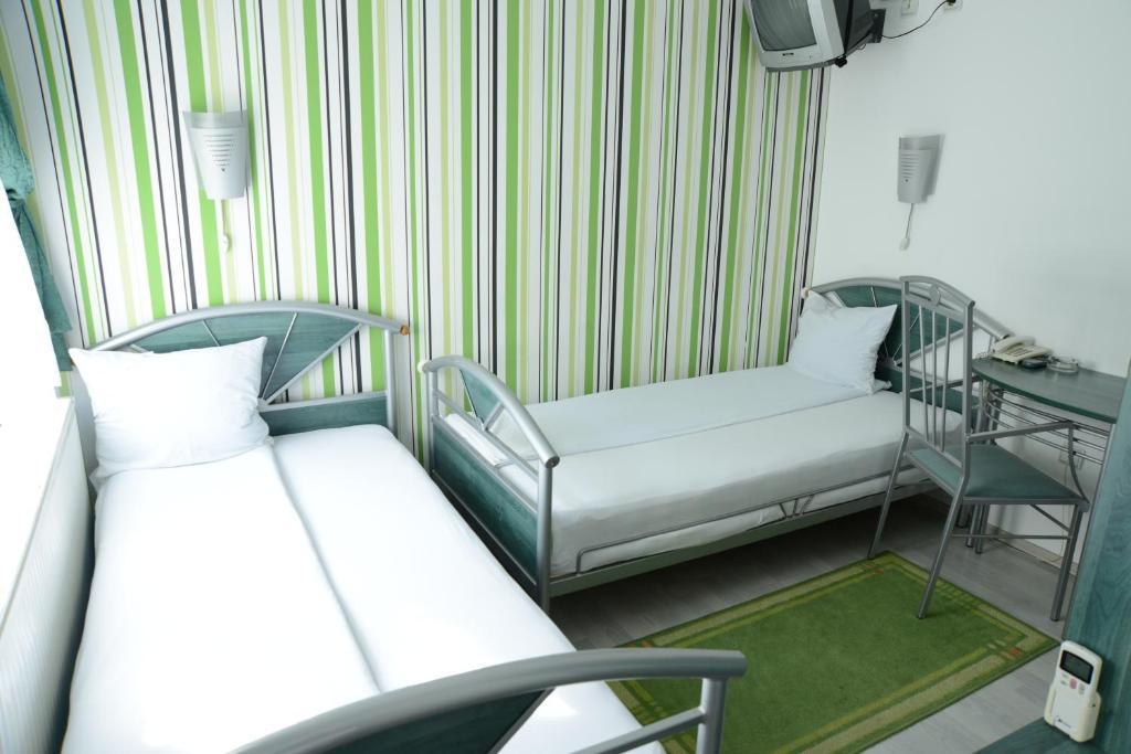 Hotel Zeneva Kragujevac Ruang foto